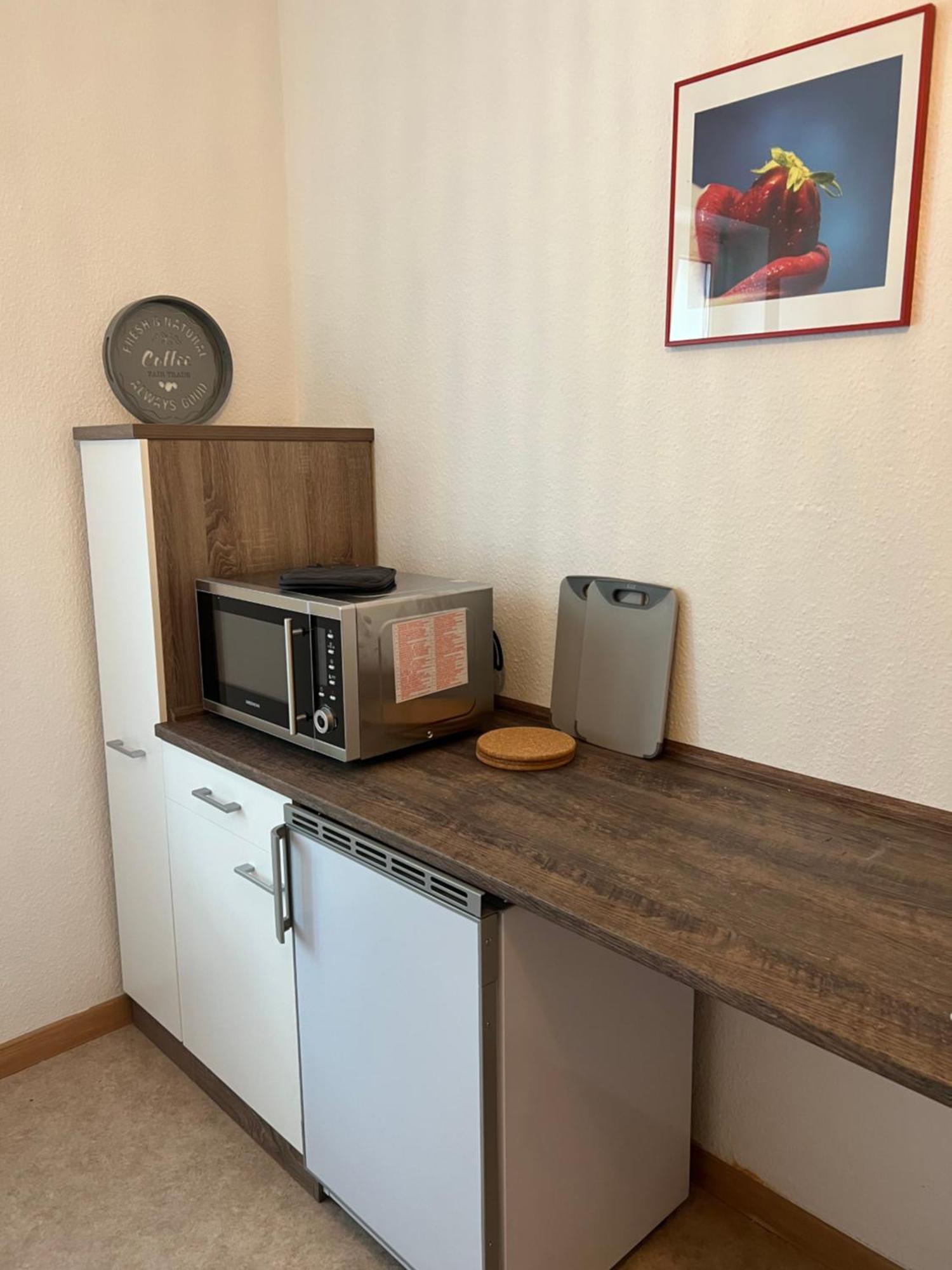 Vollausgestattet, Grosszuegig & Zentral Fuer Bis Zu 4 Apartamento Magdeburgo Exterior foto
