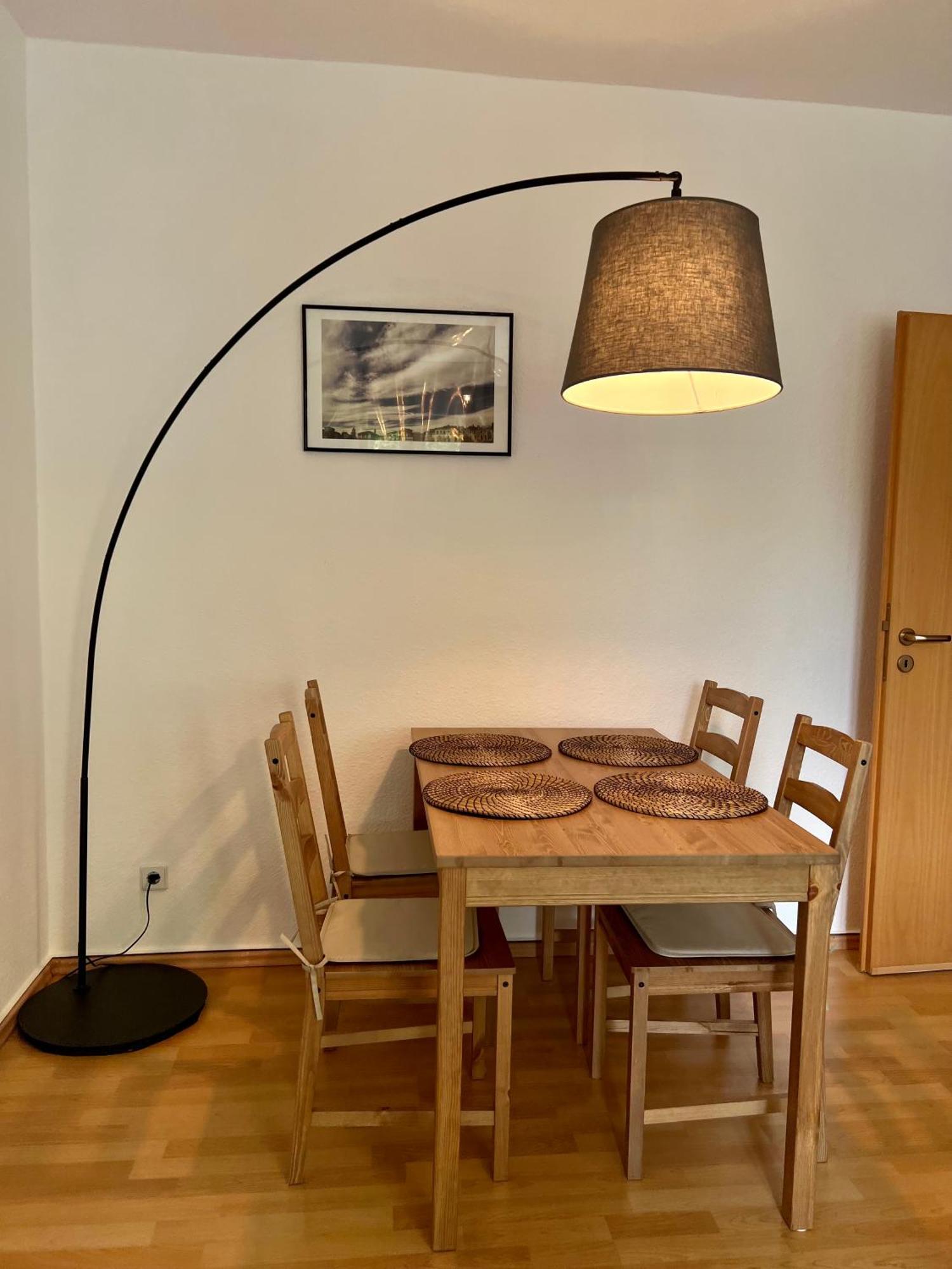 Vollausgestattet, Grosszuegig & Zentral Fuer Bis Zu 4 Apartamento Magdeburgo Exterior foto